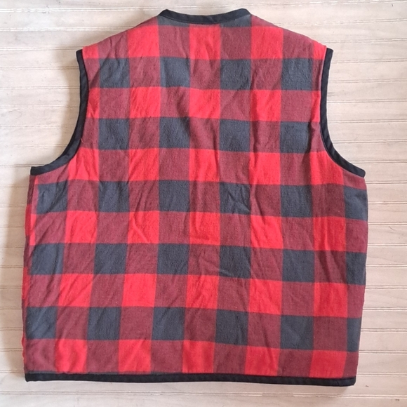St. John Bay Insulated Buffalo Print Chore Coat Zip-Up Flannel Vest Jacket - Picture 6 of 6